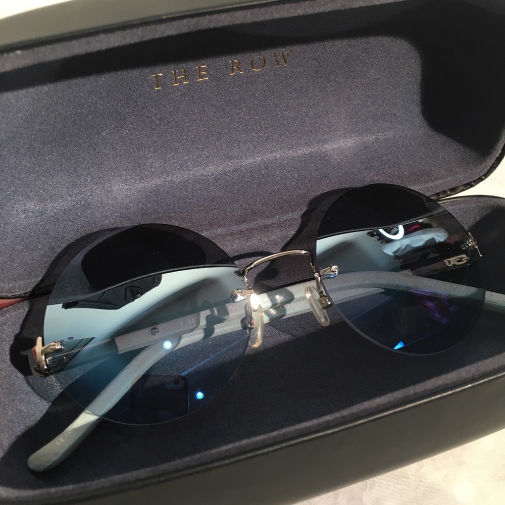 THE ROW Reflective Mirror Circle Sunglasses~ - Picture 5 of 5